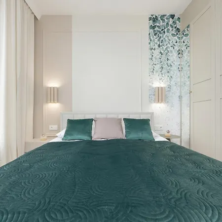 Appartement Zupnicza Elegant With Balcony By Renters *
