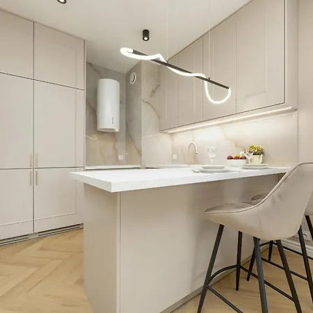 Zupnicza Elegant With Balcony By Renters * Warschau