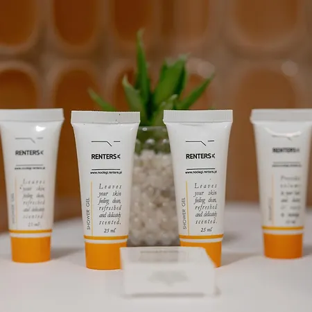 Zupnicza Elegant With Balcony By Renters