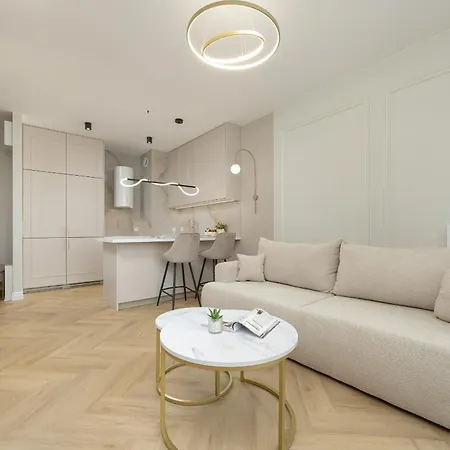 Zupnicza Elegant With Balcony By Renters Apartment *