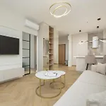 Zupnicza Elegant With Balcony By Renters 公寓 华沙