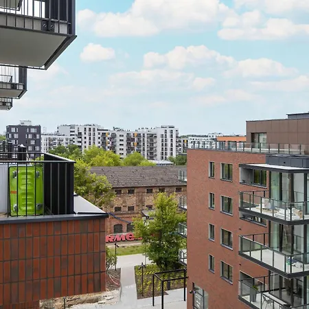 Zupnicza Elegant With Balcony By Renters Lägenhet